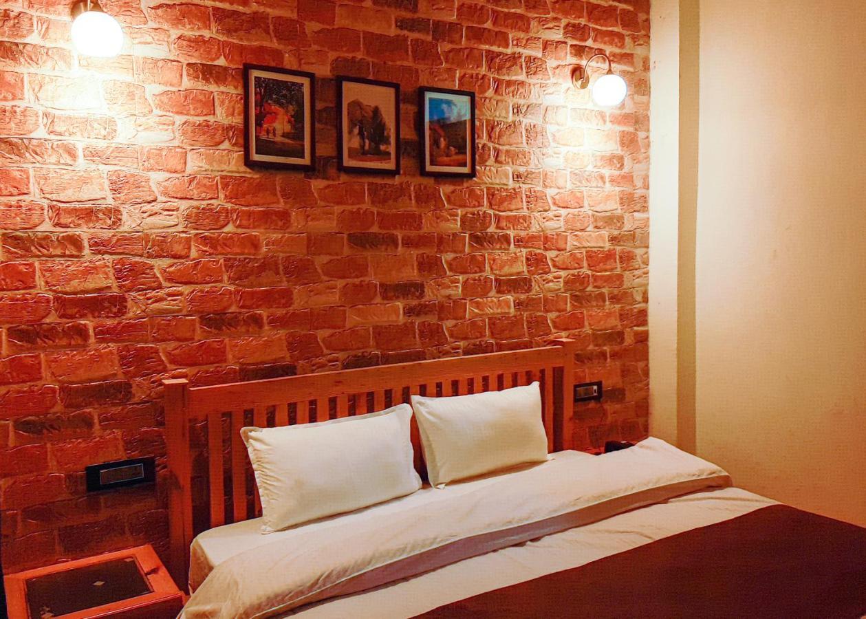 Hotel Oakland Landour 穆索里 外观 照片